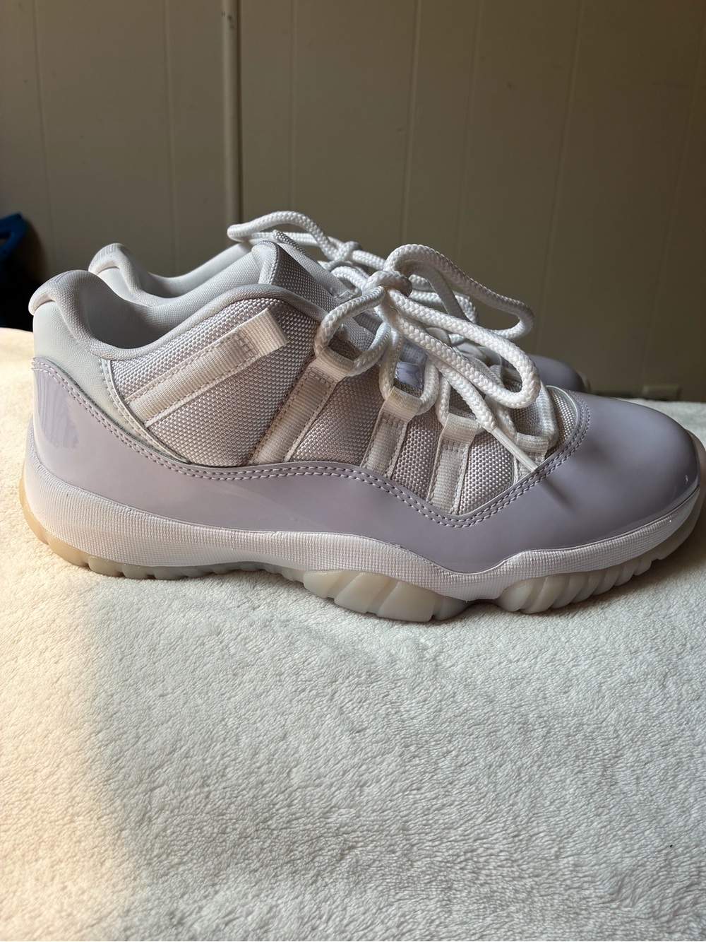 Jordan 11 Retro Low OG “Pure Violet” sneakers